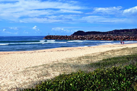 Grants Beach - Accommodation Gladstone 0