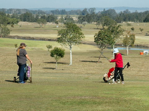 Lawrence Golf Club - Accommodation Gladstone 2