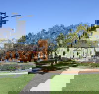 Mawson Park Campbelltown - Accommodation Gladstone