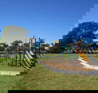 McAndrew Park - Accommodation Gladstone