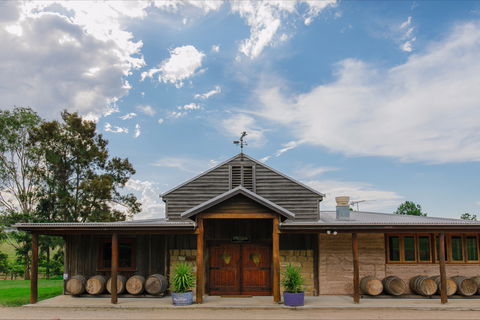 Moorebank Vineyard - Accommodation Gladstone 1