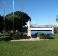 Oxley War Memorial - Accommodation Gladstone