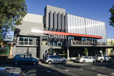 Palace Norton Cinema - Accommodation Gladstone 0