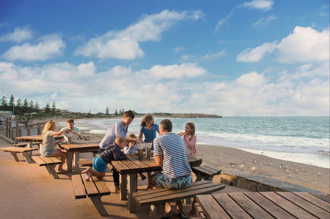 Port Elliot - Accommodation Gladstone 1