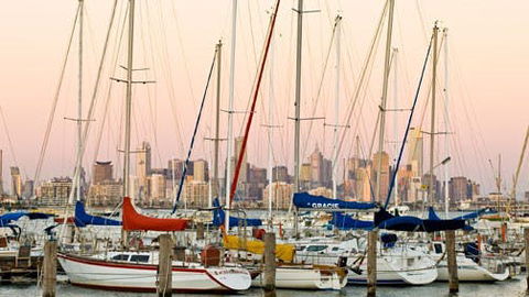 Williamstown - Accommodation Gladstone 0