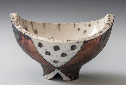 Campo De Flori - Boutique Artisan Ceramic Studio - Accommodation Gladstone 2