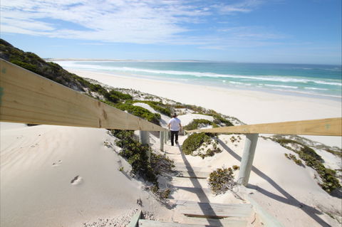 Coffin Bay National Park - Accommodation Gladstone 0