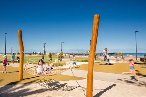 Glenelg Beach - Accommodation Gladstone 2