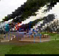 Kingscote Memorial Playground - Accommodation Gladstone