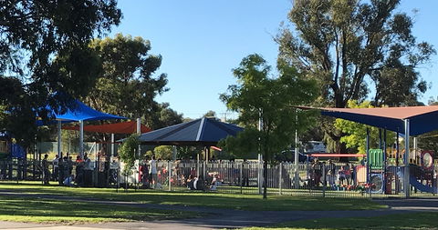 Market Square Recreation Area - Accommodation Gladstone 0