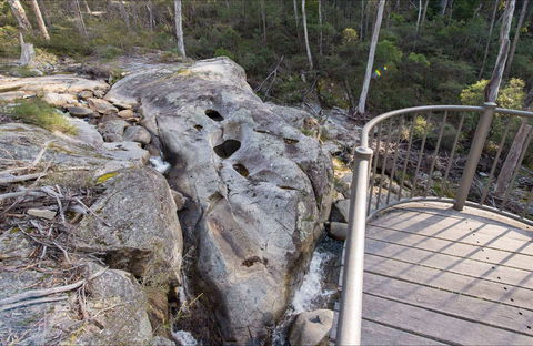 Myanba Gorge Lookout - Accommodation Gladstone 0
