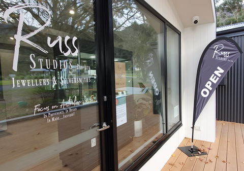 Russ Studios - Accommodation Gladstone 2
