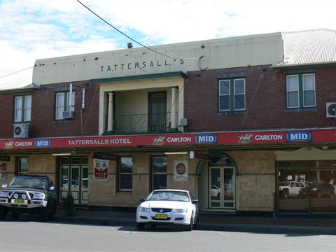 Tattersalls Hotel - Casino - Accommodation Gladstone 0