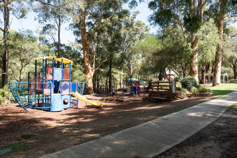 Vasse River And Rotary Park - Accommodation Gladstone 0