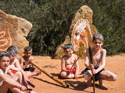 Wiradjuri Amphitheatre - Accommodation Gladstone 1