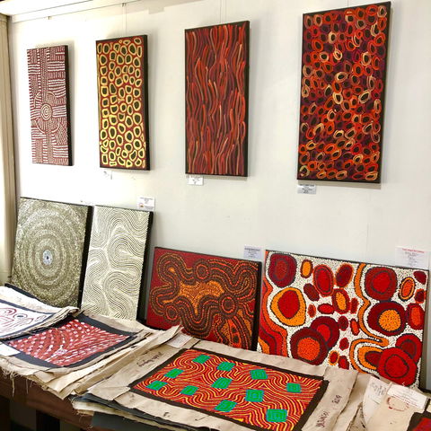 Yubu Napa Art Gallery And Studio - Accommodation Gladstone 1