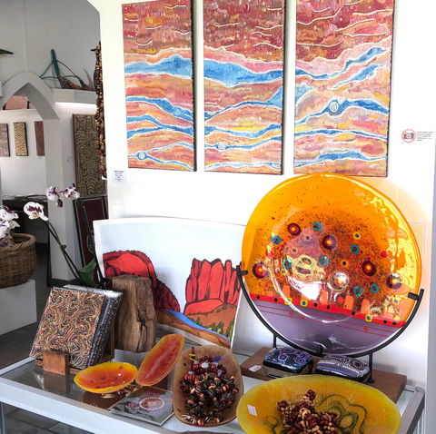 Yubu Napa Art Gallery And Studio - Accommodation Gladstone 2