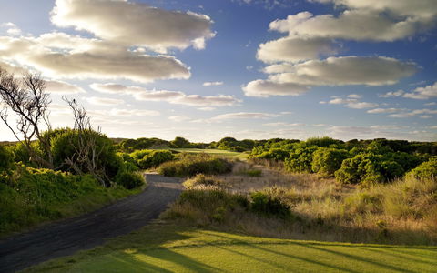 13th Beach Golf Links - Accommodation Gladstone 1