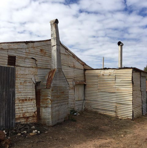 Coopers Cottage - Accommodation Gladstone 1