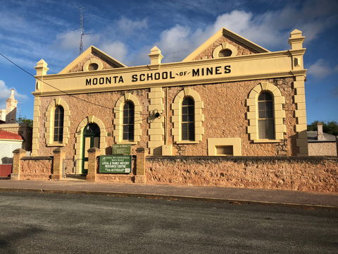 Moonta School Of Mines Family History And Resource Centre - Accommodation Gladstone 1