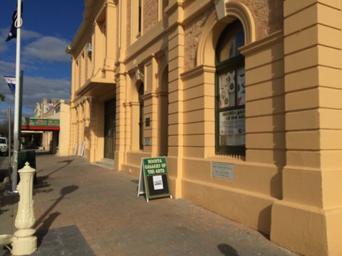Moonta Gallery Of The Arts - Accommodation Gladstone 1