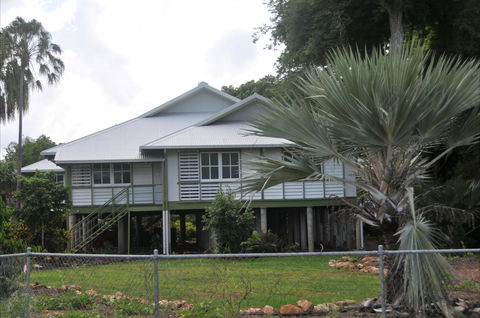 Myilly Point Heritage Precinct - Accommodation Gladstone 2