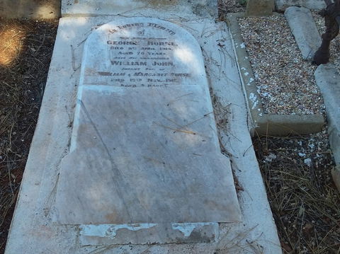 Stone Quarry Cemetery - Accommodation Gladstone 0