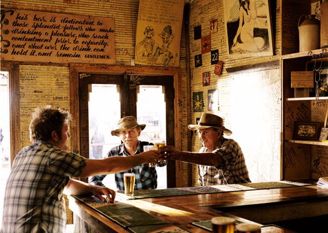 Tilpa Hotel - Accommodation Gladstone 0