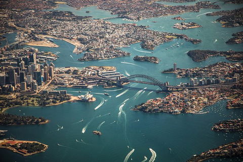 Private Airport Transfer: From Sydney To Sydney Kingsford Smith Airport (SYD) - Accommodation Gladstone 3