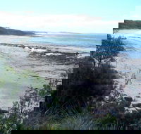 Monument Beach Picnic Area - Accommodation Gladstone