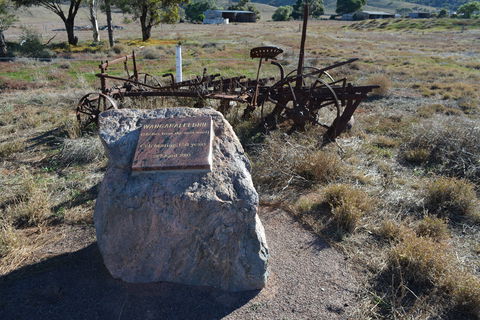 Wangaraleednie Monument & Ruins - Accommodation Gladstone 0