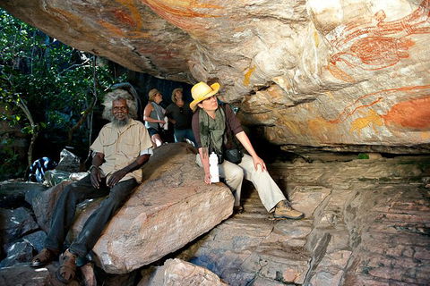 Arnhem Land Injalak Hill Full-Day Tour From Jabiru - Accommodation Gladstone 3