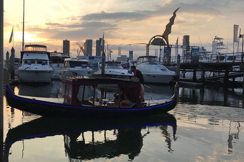 Romantic Gondola Dinner Cruise For Two - Accommodation Gladstone 8