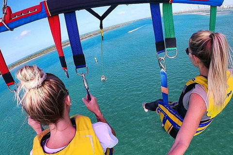 Gold Coast Parasailing - Solo, Tandem, Triple - Accommodation Gladstone 1