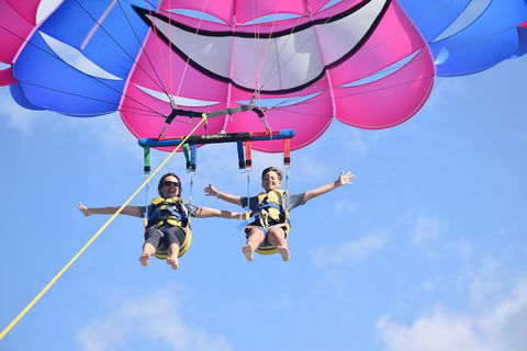 Gold Coast Parasailing - Solo, Tandem, Triple - Accommodation Gladstone 0