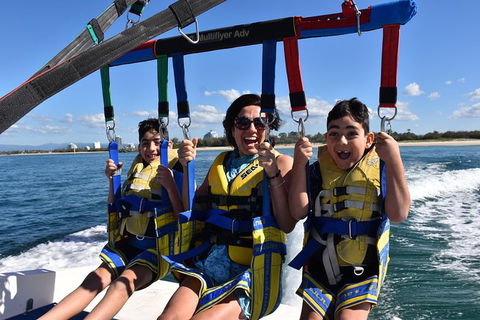 Gold Coast Parasailing - Solo, Tandem, Triple - Accommodation Gladstone 2