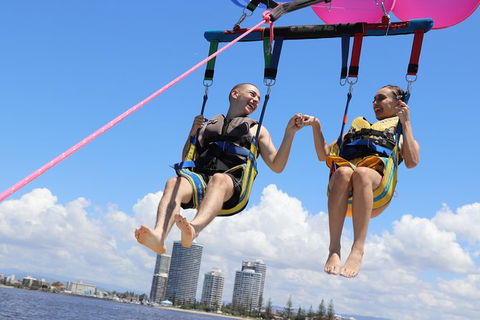 Gold Coast Parasailing - Solo, Tandem, Triple - Accommodation Gladstone 7