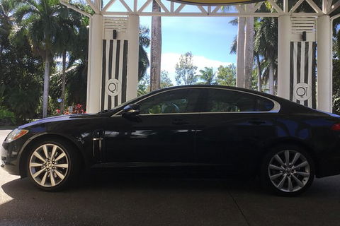 Jaguar Limousine Transfer Cairns Airport To Palm Cove - Accommodation Gladstone 1