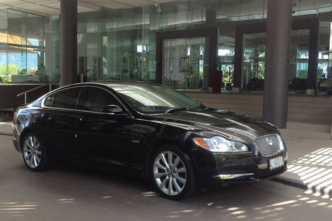 Jaguar Limousine Transfer Cairns Airport To Palm Cove - Accommodation Gladstone 4