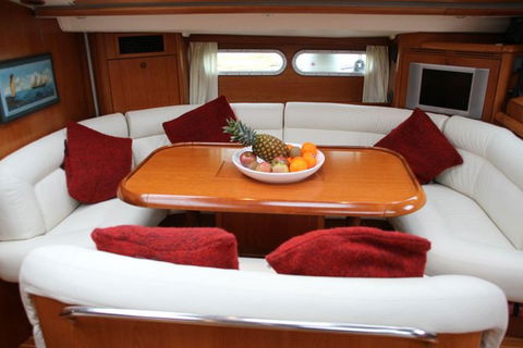 1-Night Whitsundays Private Charter Aboard Cruising Yacht Milady - Accommodation Gladstone 1