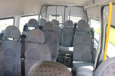 Premium Van, Private Transfer, Palm Cove - Cairns Airport. - Accommodation Gladstone 1