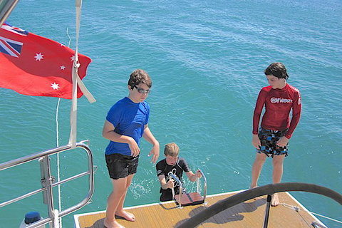 Sailing Curlew Escape On Moreton Bay - Accommodation Gladstone 9