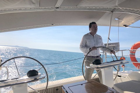 Sailing Curlew Escape On Moreton Bay - Accommodation Gladstone 15