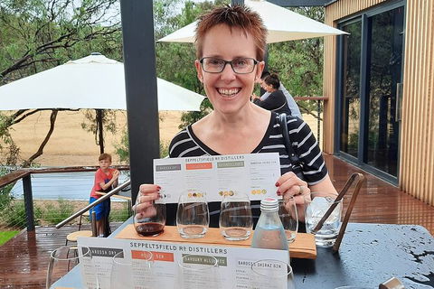 Tipple Of Gin Experience Tour - Accommodation Gladstone 0