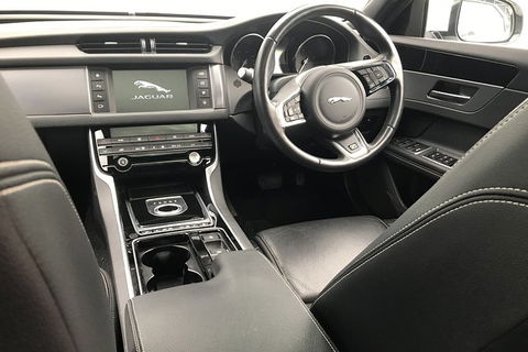 Luxury Jaguar Barossa Valley Half Day Private Tour For 2 - Accommodation Gladstone 6