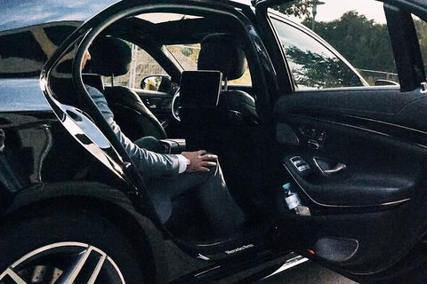 Arrival Private Transfers: Adelaide Airport ADL To Adelaide In Business Car - Accommodation Gladstone 4