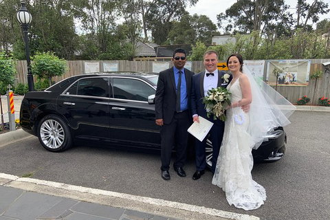 Luxury Wedding Car Hire With Chauffeur - Accommodation Gladstone 0