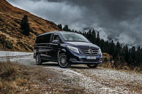 Van Service Melbourne Airport To CBD - Accommodation Gladstone 1