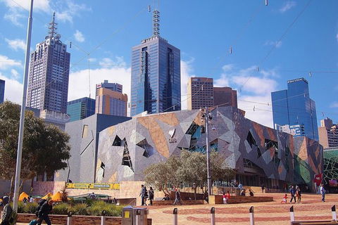 Arrival Private Transfers: Melbourne Airport MEL To Melbourne In Business Car - Accommodation Gladstone 1