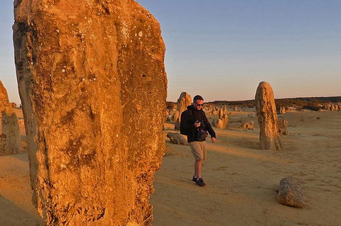 Private, Luxury Pinnacles Tour: Stargazing, Sand-boarding & Sightseeing - Accommodation Gladstone 2